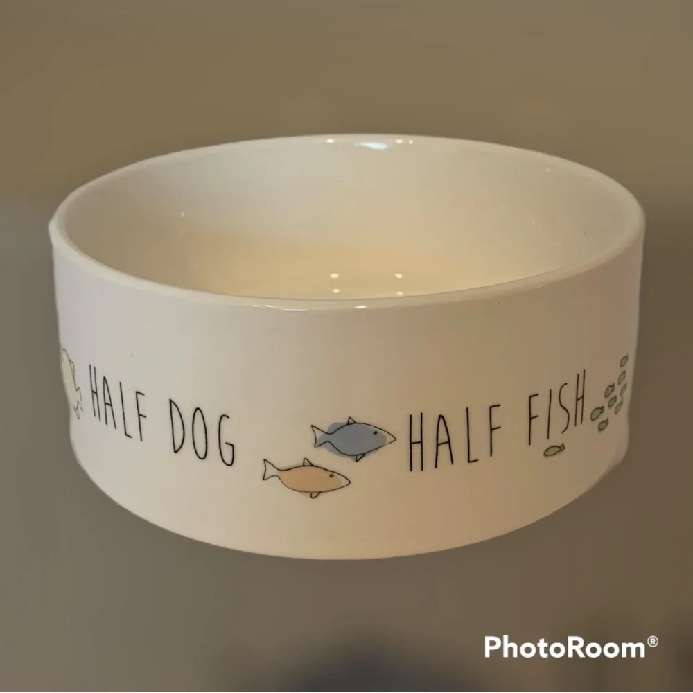 Dog Bowl 6” Round Dishwasher Microwave Safe Dish Cream Color Fish Dog Design